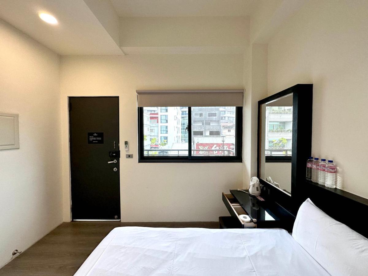Zhen House 珍棧民宿 Yuchi Exterior photo